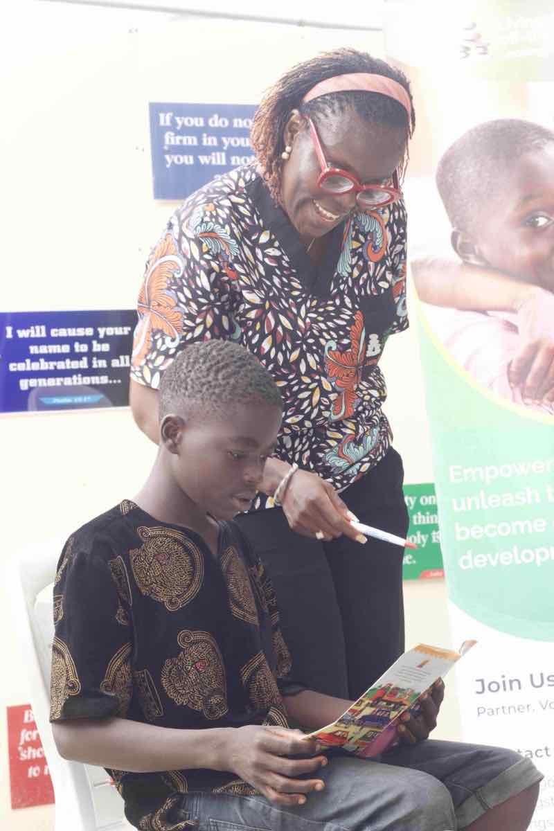 Patient mentoring with detailed explanation and support